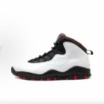 Basketball shoes
